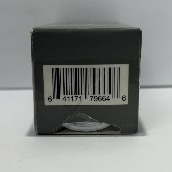 Youva Nutritional Skincare Luminus Vitamin C+ Serum Radiance+Wrinke Defense 30ml - Picture 2 of 3